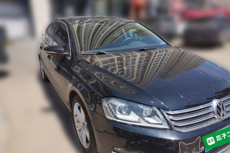 Used Volkswagen Magotan 2016 1.8TSI Luxury Comfort Model Front Right 45 Deg