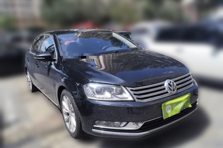 Used Volkswagen Magotan 2016 2.0 TSI Luxury Comfort Version Front Right 45 Deg