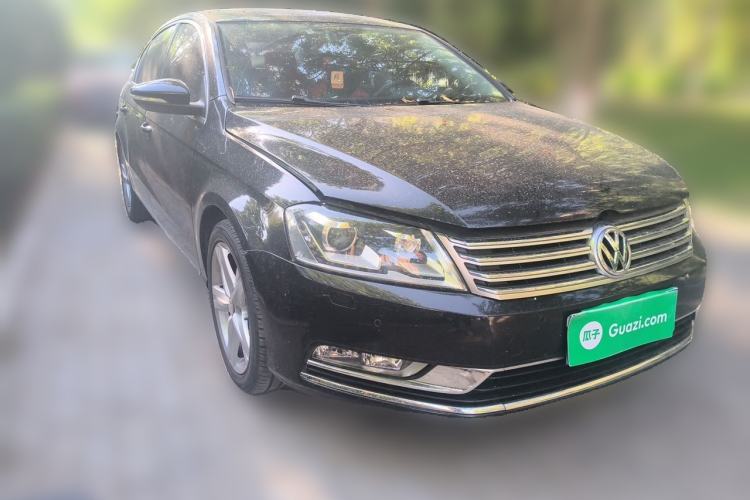 Used Volkswagen Magotan 2016 2.0 TSI Luxury Comfort Version Front Right 45 Deg