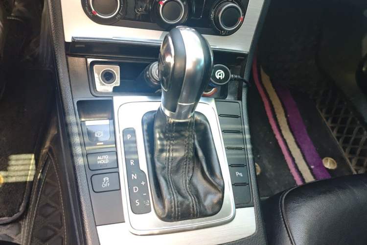Used Volkswagen Magotan 2016 1.8TSI Smart Comfort Model Gear Lever