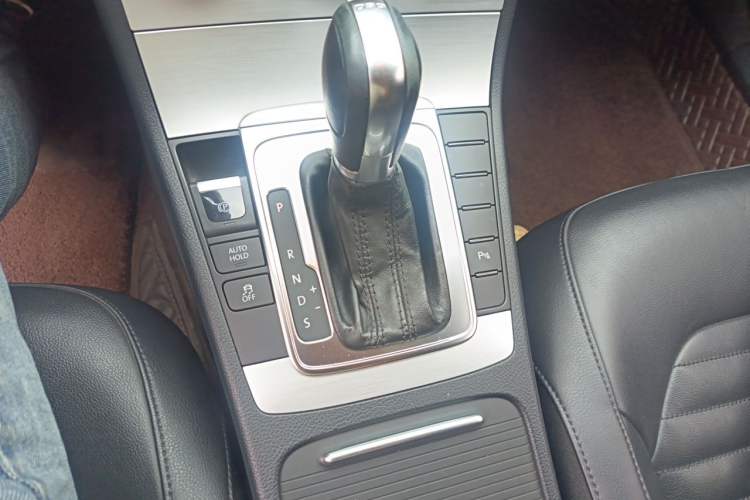Used Volkswagen Magotan 2016 1.8TSI Smart Enjoyment Leading Model Gear Lever