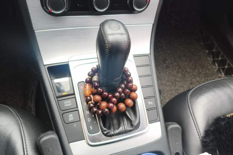 Used Volkswagen Magotan 2016 1.8TSI Smart Comfort Model Gear Lever
