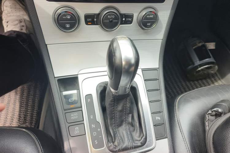 Used Volkswagen Magotan 2016 1.8TSI Smart Enjoyment Leading Model Gear Lever