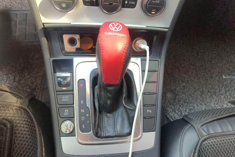 Used Volkswagen Magotan 2016 1.8TSI Luxury Comfort Model Gear Lever