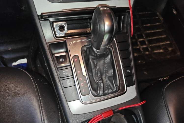 Used Volkswagen Magotan 2016 1.8TSI Smart Comfort Model Gear Lever