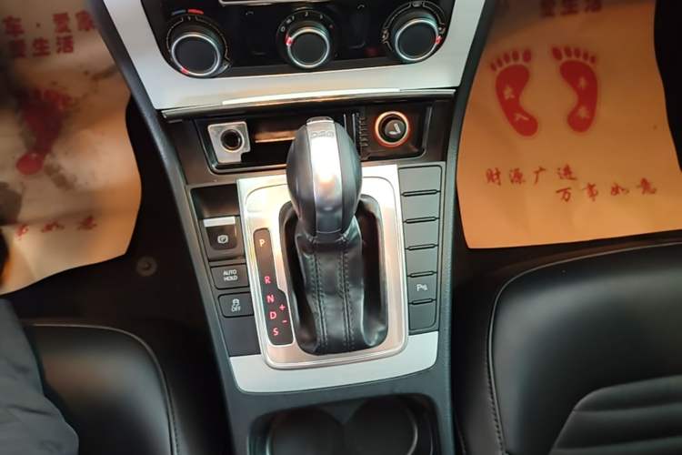 Used Volkswagen Magotan 2016 1.8TSI Smart Comfort Model Gear Lever