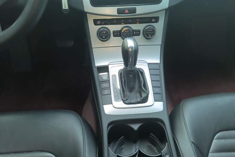 Used Volkswagen Magotan 2016 1.8TSI Smart Enjoyment Leading Model Gear Lever