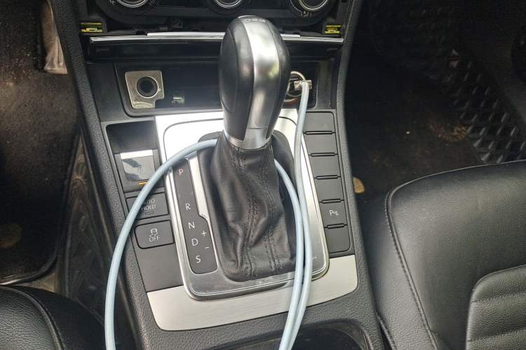 Used Volkswagen Magotan 2016 1.8TSI Smart Comfort Model Gear Lever