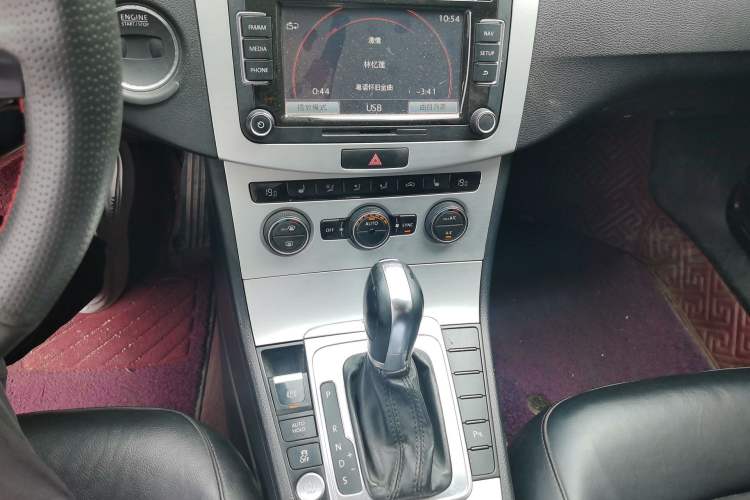 Used Volkswagen Magotan 2016 1.8TSI Luxury Comfort Model Gear Lever