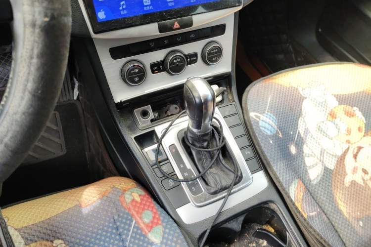 Used Volkswagen Magotan 2016 1.8TSI Smart Enjoyment Leading Model Gear Lever