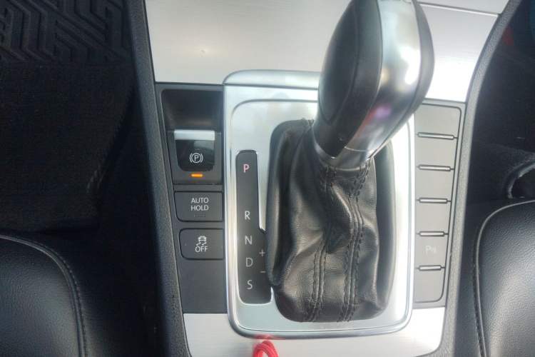 Used Volkswagen Magotan 2016 1.8TSI Smart Enjoyment Leading Model Gear Lever