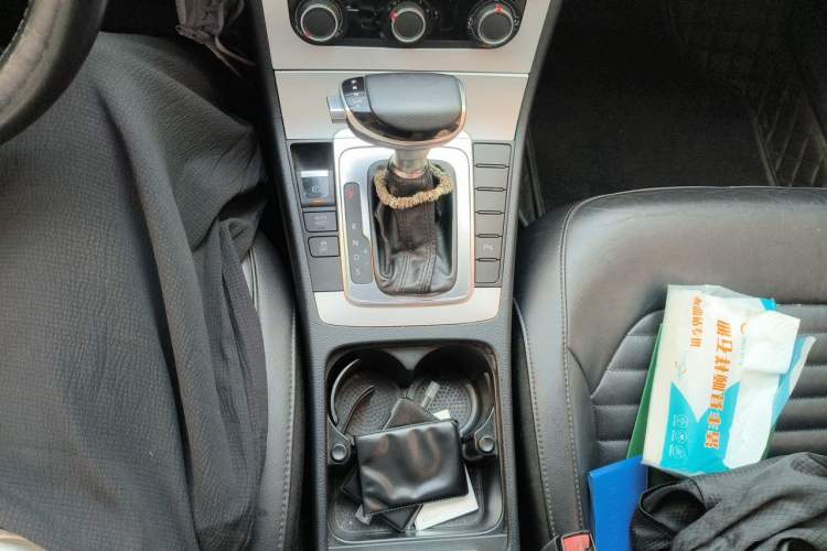 Used Volkswagen Magotan 2016 1.8TSI Smart Comfort Model Gear Lever