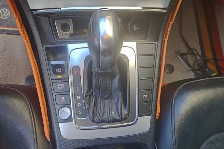 Used Volkswagen Magotan 2016 1.8TSI Luxury Comfort Model Gear Lever