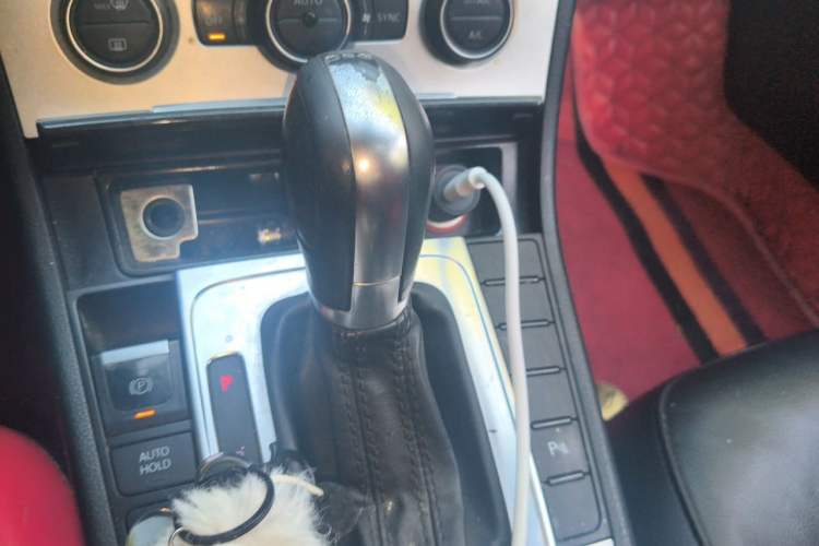 Used Volkswagen Magotan 2016 2.0 TSI Luxury Comfort Version Gear Lever