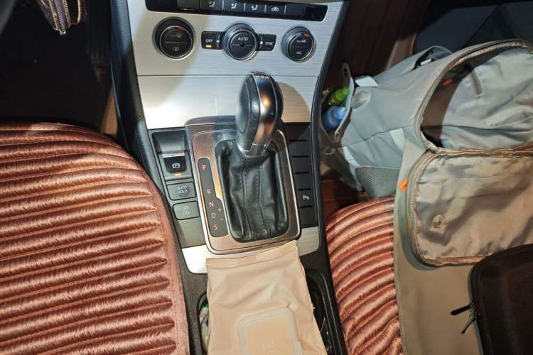 Used Volkswagen Magotan 2016 1.8TSI Smart Enjoyment Leading Model Gear Lever