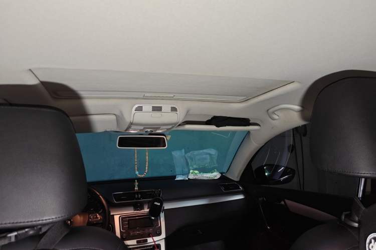 Used Volkswagen Magotan 2016 1.8TSI Smart Comfort Model Headliner