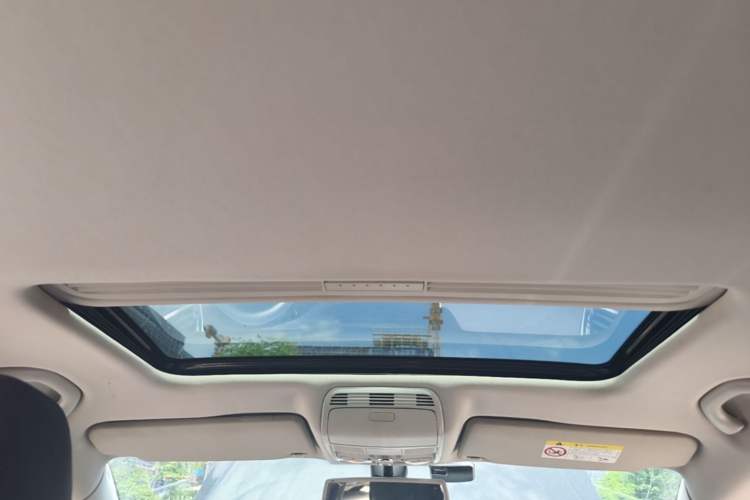 Used Volkswagen Magotan 2016 1.8TSI Luxury Comfort Model Headliner