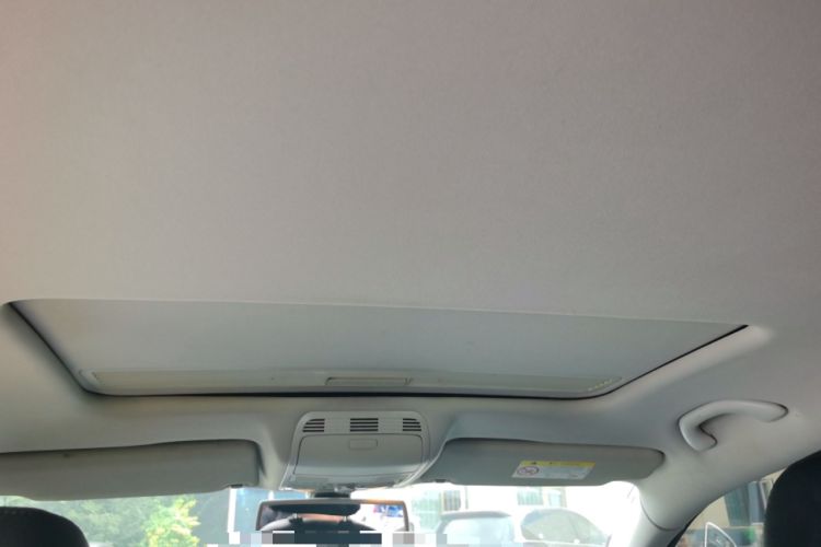 Used Volkswagen Magotan 2016 1.8TSI Luxury Comfort Model Headliner