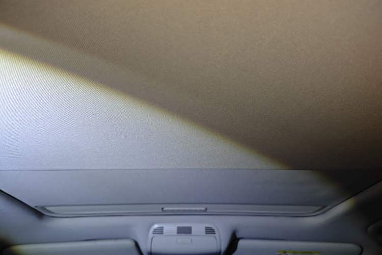 Used Volkswagen Magotan 2016 2.0 TSI Luxury Comfort Version Headliner