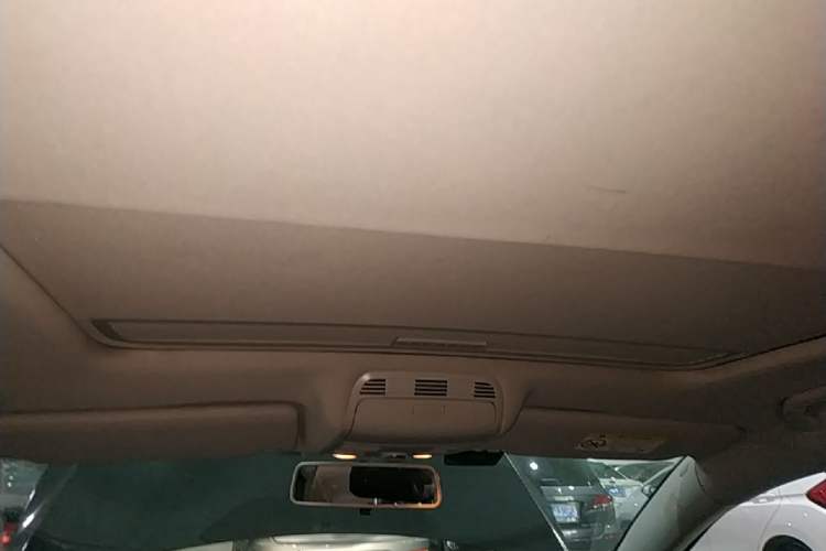 Used Volkswagen Magotan 2016 1.8TSI Smart Enjoyment Leading Model Headliner