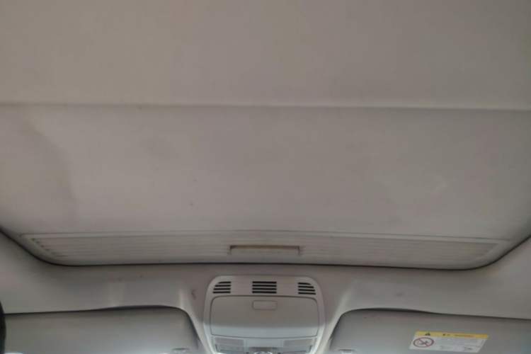 Used Volkswagen Magotan 2016 1.8TSI Luxury Comfort Model Headliner