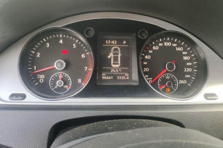 Used Volkswagen Magotan 2016 1.8TSI Smart Enjoyment Leading Model Instrument Cluster