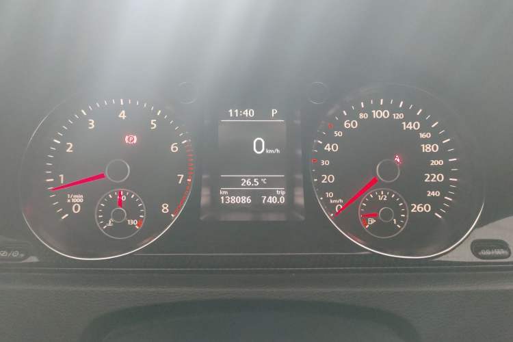 Used Volkswagen Magotan 2016 1.8TSI Luxury Comfort Model Instrument Cluster