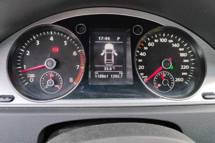 Used Volkswagen Magotan 2016 1.8TSI Smart Enjoyment Leading Model Instrument Cluster