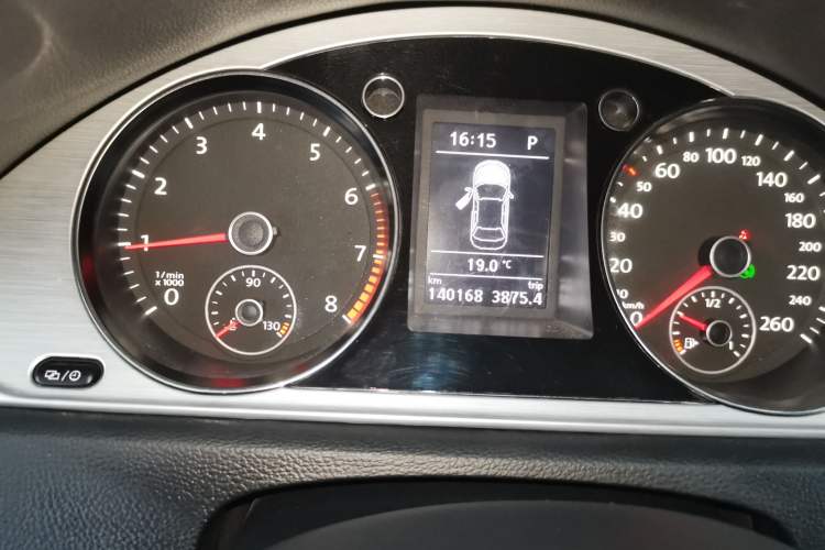 Used Volkswagen Magotan 2016 1.8TSI Smart Enjoyment Leading Model Instrument Cluster