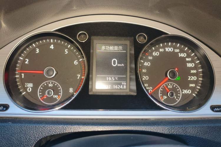 Used Volkswagen Magotan 2016 1.8TSI Smart Comfort Model Instrument Cluster