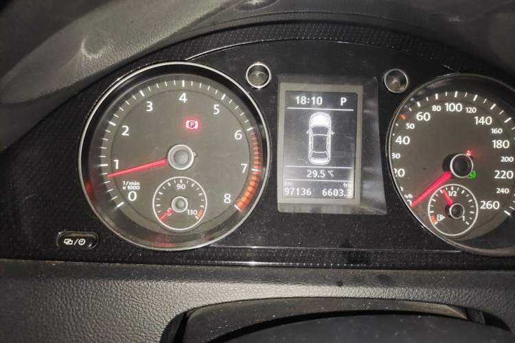 Used Volkswagen Magotan 2016 1.8TSI Luxury Comfort Model Instrument Cluster