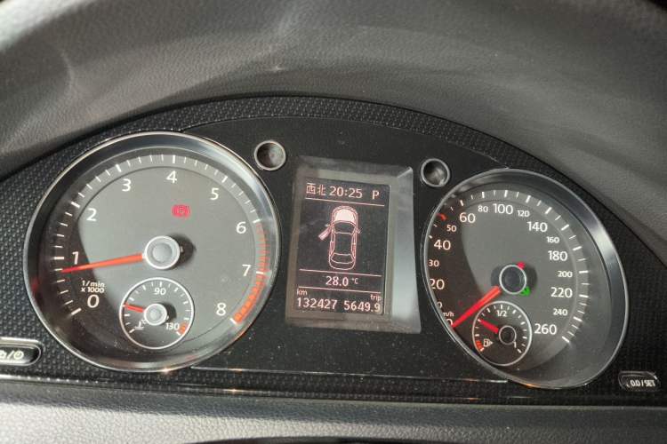 Used Volkswagen Magotan 2016 1.8TSI Luxury Comfort Model Instrument Cluster