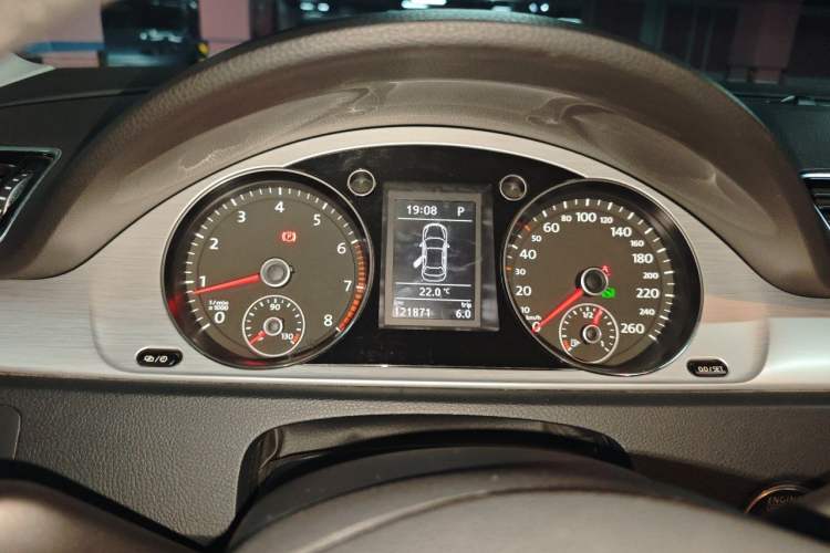 Used Volkswagen Magotan 2016 1.8TSI Smart Enjoyment Leading Model Instrument Cluster