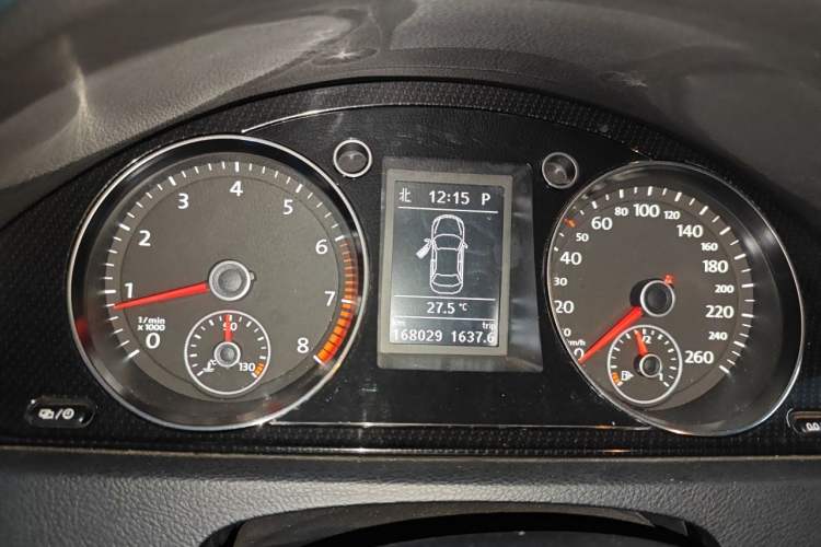 Used Volkswagen Magotan 2016 2.0 TSI Luxury Comfort Version Instrument Cluster
