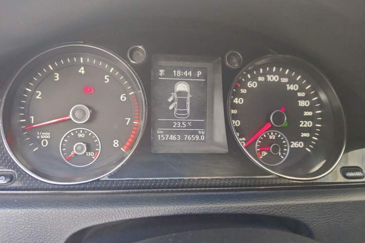 Used Volkswagen Magotan 2016 1.8TSI Luxury Comfort Model Instrument Cluster