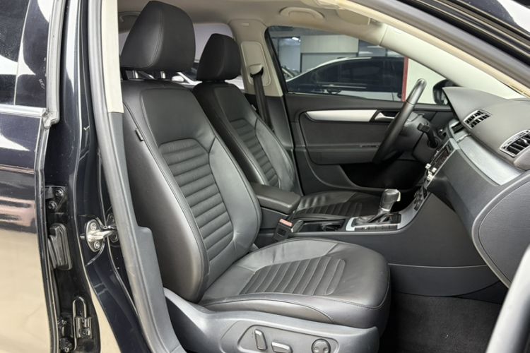 Used Volkswagen Magotan 2016 1.8TSI Smart Enjoyment Leading Model Interior 1