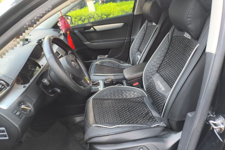 Used Volkswagen Magotan 2016 1.8TSI Smart Comfort Model Left Front Seat