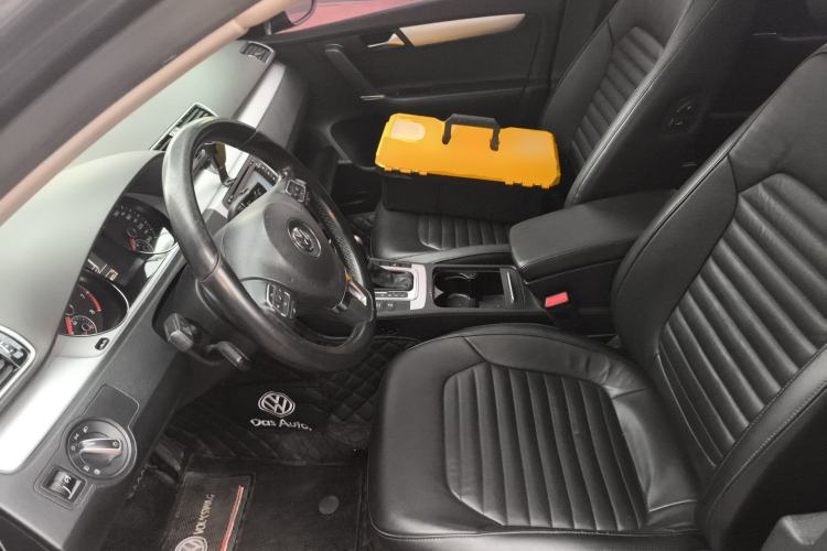 Used Volkswagen Magotan 2016 1.8TSI Smart Enjoyment Leading Model Left Front Seat