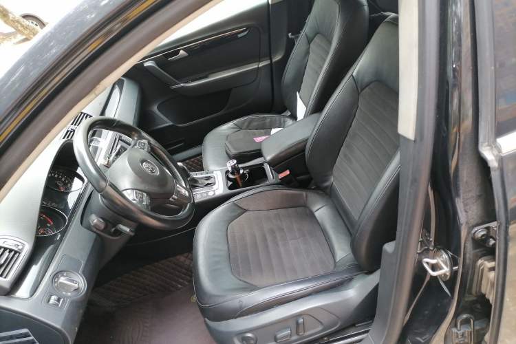 Used Volkswagen Magotan 2016 1.8TSI Luxury Comfort Model Left Front Seat