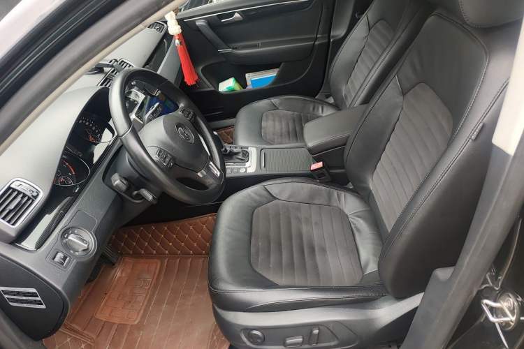 Used Volkswagen Magotan 2016 1.8TSI Luxury Comfort Model Left Front Seat