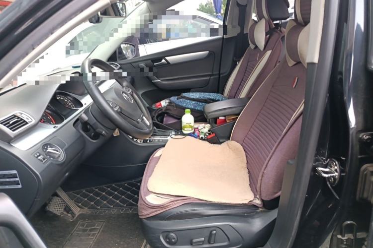Used Volkswagen Magotan 2016 1.8TSI Smart Comfort Model Left Front Seat
