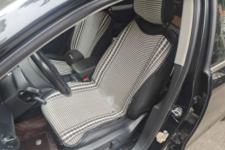 Used Volkswagen Magotan 2016 1.8TSI Smart Comfort Model Left Front Seat