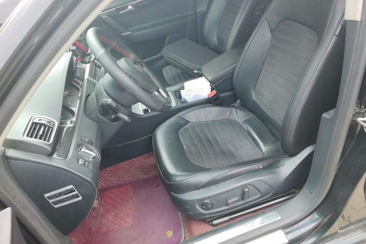 Used Volkswagen Magotan 2016 1.8TSI Luxury Comfort Model Left Front Seat