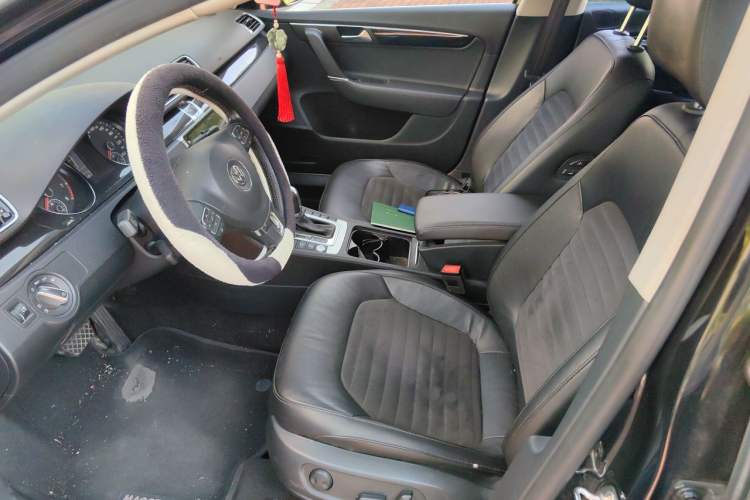 Used Volkswagen Magotan 2016 1.8TSI Luxury Comfort Model Left Front Seat