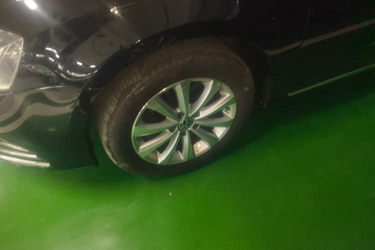 Used Volkswagen Magotan 2016 1.8TSI Smart Enjoyment Leading Model Left Front Wheel Hub