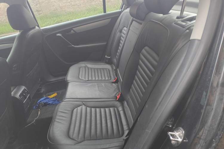 Used Volkswagen Magotan 2016 1.8TSI Smart Comfort Model Left Rear Seat