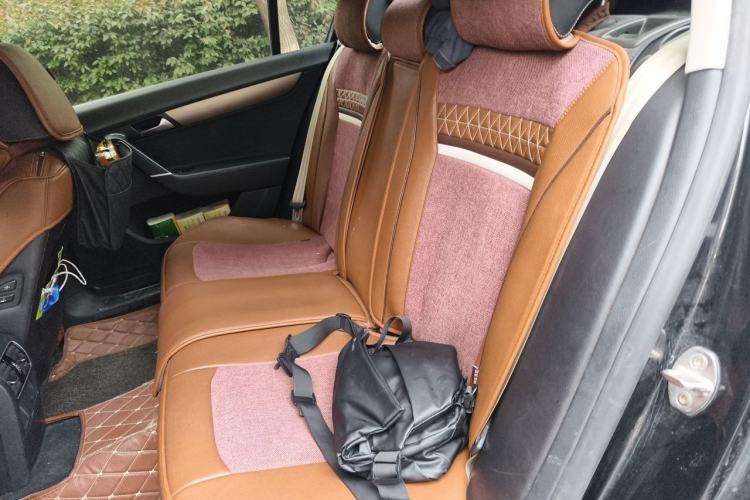 Used Volkswagen Magotan 2016 1.8TSI 25th Anniversary Edition Left Rear Seat