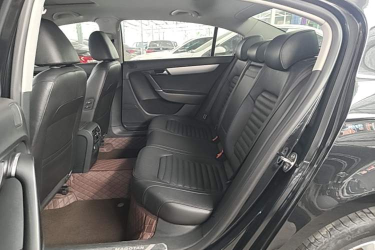 Used Volkswagen Magotan 2016 1.8TSI Smart Enjoyment Leading Model Left Rear Seat