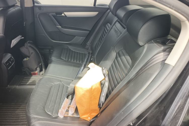 Used Volkswagen Magotan 2016 1.8TSI Smart Enjoyment Leading Model Left Rear Seat