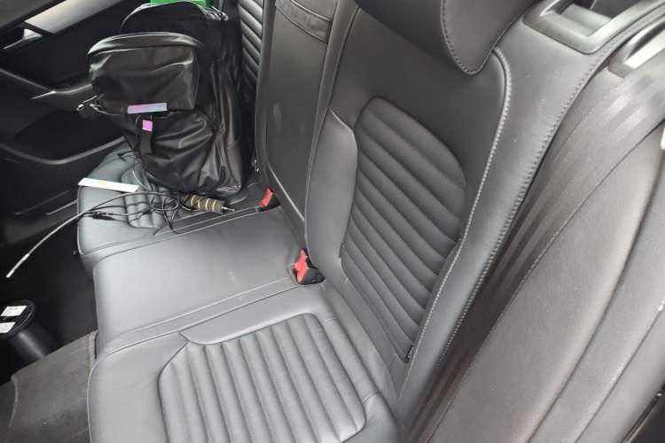 Used Volkswagen Magotan 2016 1.8TSI Smart Enjoyment Leading Model Left Rear Seat